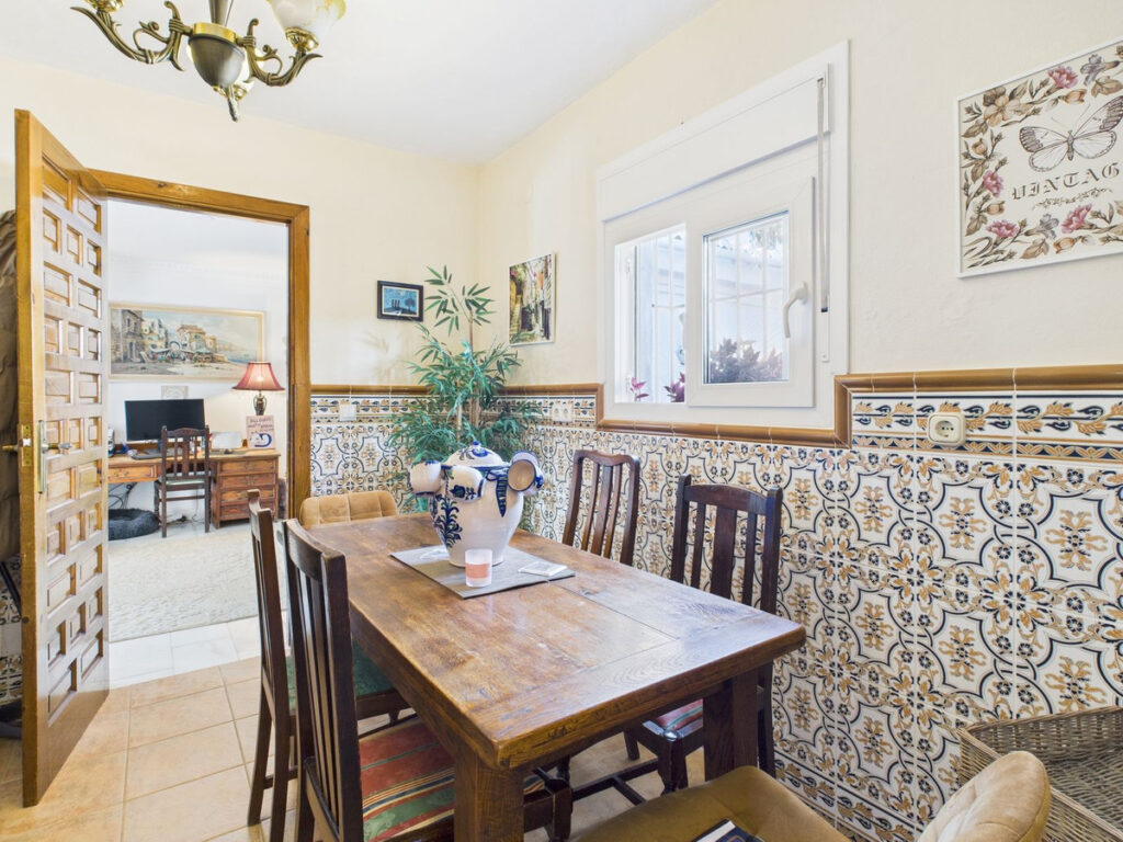 12 53013098fcab6c38b1379cd33298e050 064628